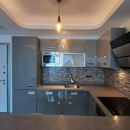 Comfortable Home With Shared Pools Near Beach And City Center In Alanya * Toslak